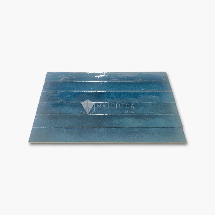 Foto piastrelle per rivestimento interno in gres porcellanato effetto mattoncino lucido della collezione Life di Ceramica Rondine, formato 4.8x45 cm, colore Sea Water