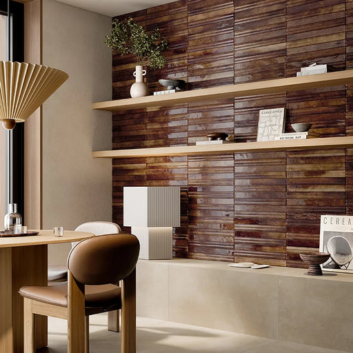 Soggiorno con rivestimento interno in gres porcellanato effetto mattoncino 3d lucido della collezione Life di Ceramica Rondine, formato 4.8x45 cm, colore Chocolate