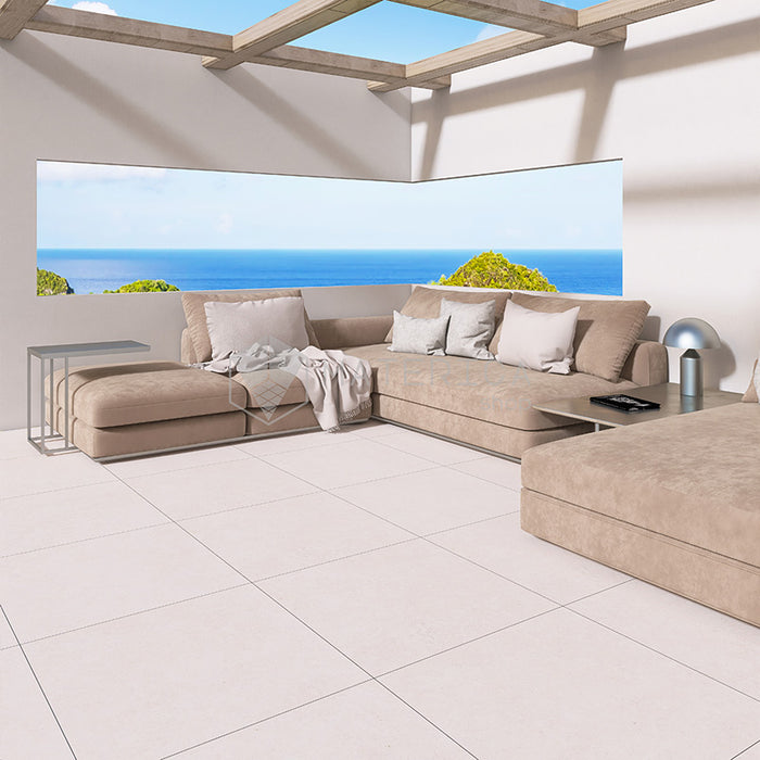 esterno moderno con pavimento in gres porcellanato effetto pietra naturale 80x80 della collezione La Geoteca nella colorazione Limestone di gardenia orchidea da esterno R11