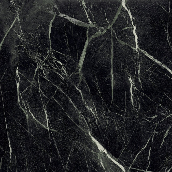 Piastrella per pavimenti e rivestimenti dal design sofisticato ed elegante in gres porcellanato effetto marmo lucido, ideale per ambienti moderni e raffinati. Collezione La Marmoteca di Gardenia Orchidea, formato 120x120 cm, colore Deep Green