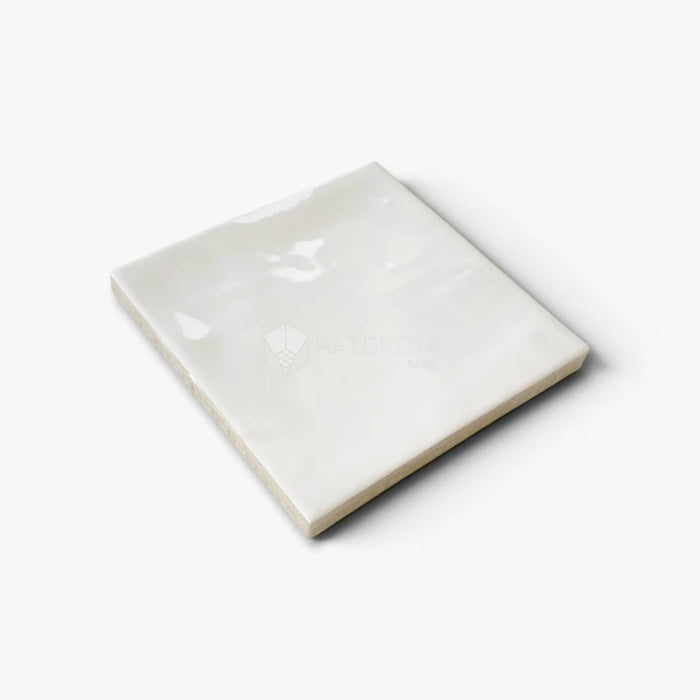 Foto piastrella per rivestimento in gres porcellanato effetto mattoncino lucido 10x10 cm della collezione Marrakech, colore Total White di Ceramica Rondine