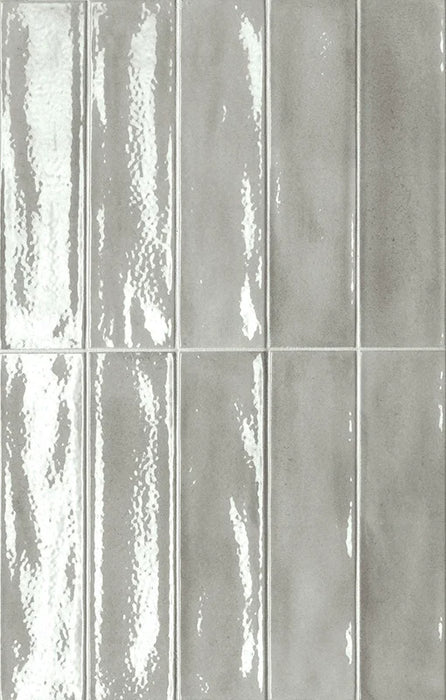 Dettaglio Piastrella da rivestimento in gres porcellanato serie Multiforme 1741 di Marca Corona, effetto mattoncino lucido, formato 7.5x30 cm, Colore Argento