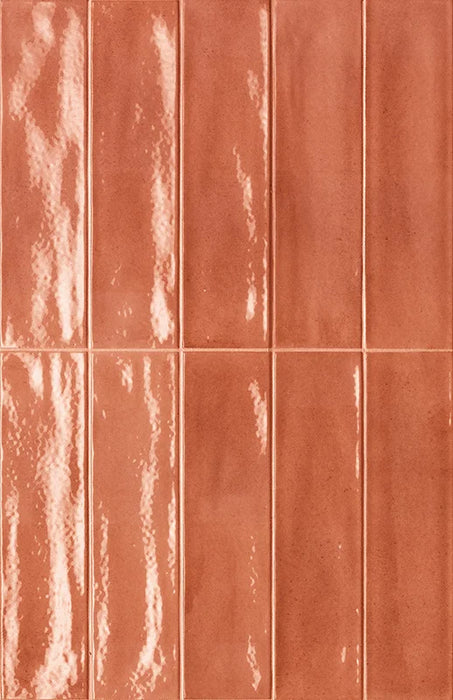 Dettaglio Piastrella da rivestimento in gres porcellanato serie Multiforme 1741 di Marca Corona, effetto mattoncino lucido, formato 7.5x30 cm, Colore Corallo