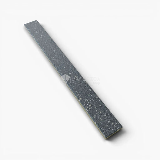 Foto piastrella per pavimento e rivestimento interno in gres porcellanato effetto mattoncino e graniglia della collezione Mixture di Ceramica Rondine, formato 4.8x45 cm, colore Anthracite