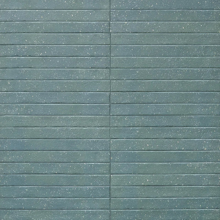 Posato a correre della piastrella per pavimento e rivestimento interno in gres porcellanato effetto mattoncino e graniglia della collezione Mixture di Ceramica Rondine, formato 4.8x45 cm, colore Cerulean