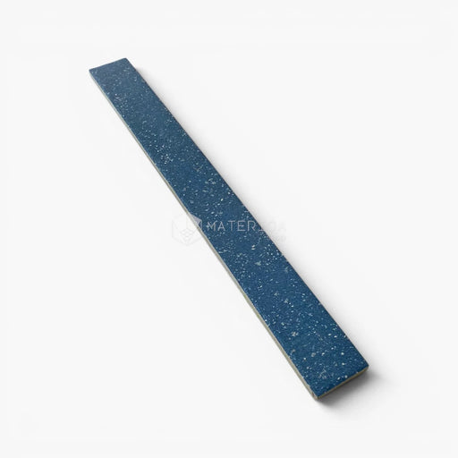 Foto piastrella per pavimento e rivestimento interno in gres porcellanato effetto mattoncino e graniglia della collezione Mixture di Ceramica Rondine, formato 4.8x45 cm, colore Royal Blue