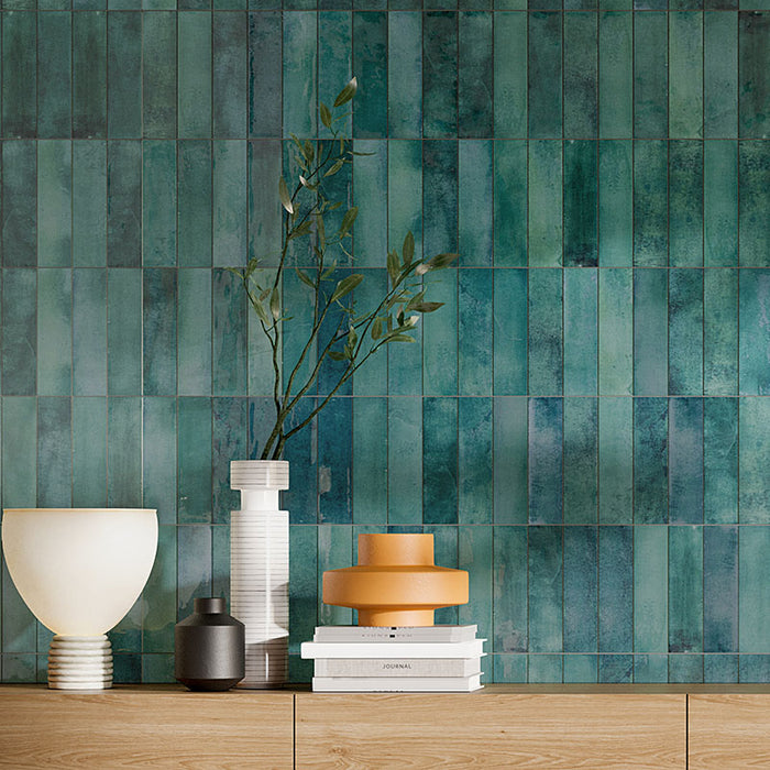 Dettaglio rivestimento in gres porcellanato effetto mattoncino lucido 6x25 cm della collezione Mojave, colore Sea Water di Ceramica Rondine