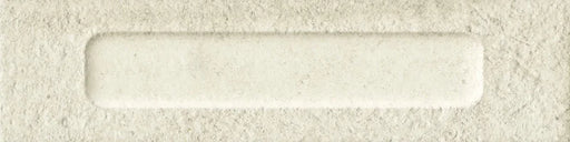 Dettaglio Piastrella da rivestimento in gres porcellanato serie Miniature Fornace di Marca Corona, effetto mattoncino rigato materico e strutturato, formato 6x24, Colore Formella Bianco Minerale