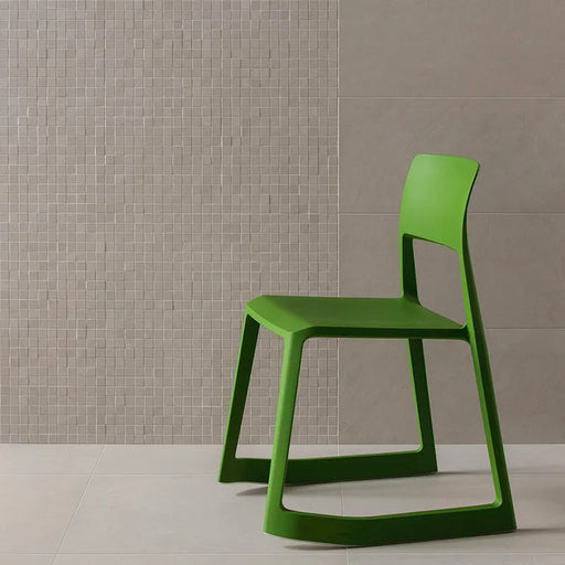 Piastrella gres Multiforma Cenere 30x60 cm Eccentrico, effetto resina opaco.