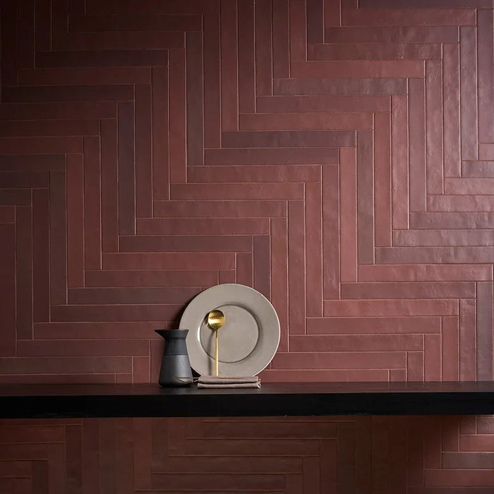 Pavimento Gres Neo Warm Red 4.6x37.5 Eccentrico, effetto mattoncino opaco.