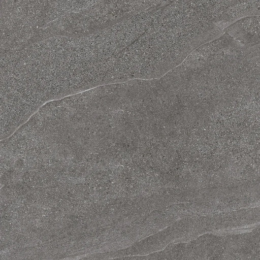 Dettaglio piastrella in gres porcellanato effetto pietra naturale scandinava della Collezione Nordic Stone di Ceramica Settecento, colore Anthracite 80x80
