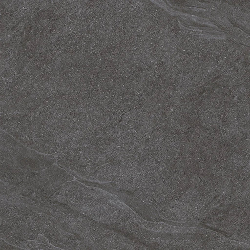 Dettaglio piastrella in gres porcellanato effetto pietra naturale scandinava della Collezione Nordic Stone di Ceramica Settecento, colore Black 80x80