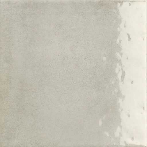 Dettaglio piastrella per rivestimento in gres porcellanato effetto mattoncino lucido Square 16,5x16,5 cm della collezione Oxida, colore Clay di Ceramica Settecento