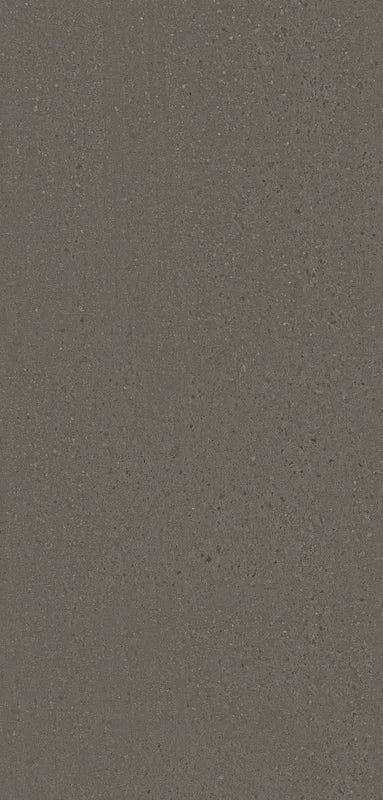 Piastrella per pavimenti e rivestimenti in gres porcellanato effetto pietra naturale, formato 60x120 cm, colore Antracite, Otto Fango Natural di 41zero42