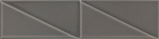 Dettaglio piastrella da rivestimento in effetto mattoncino Lucido 7,5x30, con decoro geometrico a rilievo, colore Charcoal, collezione Outfit di ceramica Settecento
