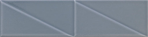 Dettaglio piastrella da rivestimento in effetto mattoncino Lucido 7,5x30, con decoro geometrico a rilievo, colore Storm, collezione Outfit di ceramica Settecento