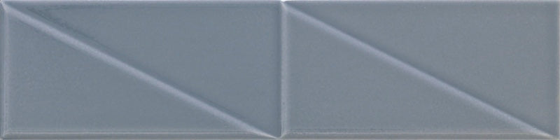 Dettaglio piastrella da rivestimento in effetto mattoncino Lucido 7,5x30, con decoro geometrico a rilievo, colore Storm, collezione Outfit di ceramica Settecento