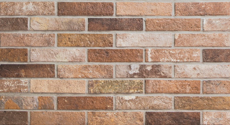 Posato piastrelle per pavimento e rivestimento in gres porcellanato effetto mattoncino opaco 6x25 cm della collezione Bristol, colore Red di Ceramica Rondine