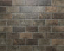 Dettaglio piastrella per pavimento e rivestimento in gres porcellanato effetto cotto opaco 13x25 cm della collezione Recovery Stone, colore Old Brown di Ceramica Rondine