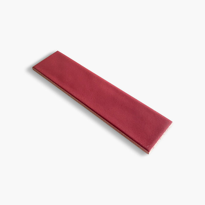 Foto Piastrella da pavimento e rivestimento in gres porcellanato serie paint di Self Style Keradom, colore Magenta formato 6x25 opaco