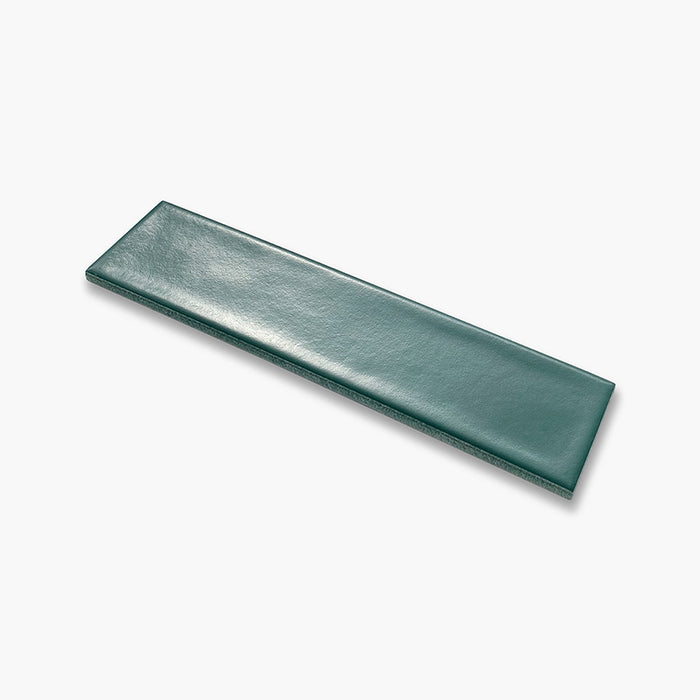 Foto Piastrella da pavimento e rivestimento in gres porcellanato serie paint di Self Style Keradom, colore Petrol formato 6x25 opaco 