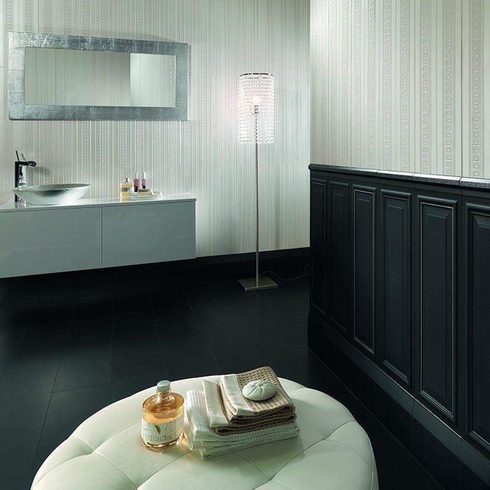 Dettaglio piastrella per rivestimento in gres porcellanato effetto decoro geometrico 24x72 cm, collezione Park Avenue di Ceramica Settecento, colore Winter