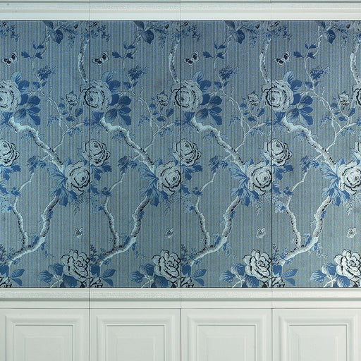 Dettaglio piastrella per rivestimento in gres porcellanato effetto decoro floreale 24x72 cm, collezione Park Avenue di Ceramica Settecento, colore Blu