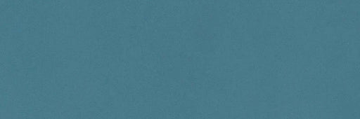 Dettaglio piastrella per pavimento e rivestimento in gres porcellanato effetto tinta unita opaco della collezione Pastelli di Alfalux, formato 30x90, colore Topazio