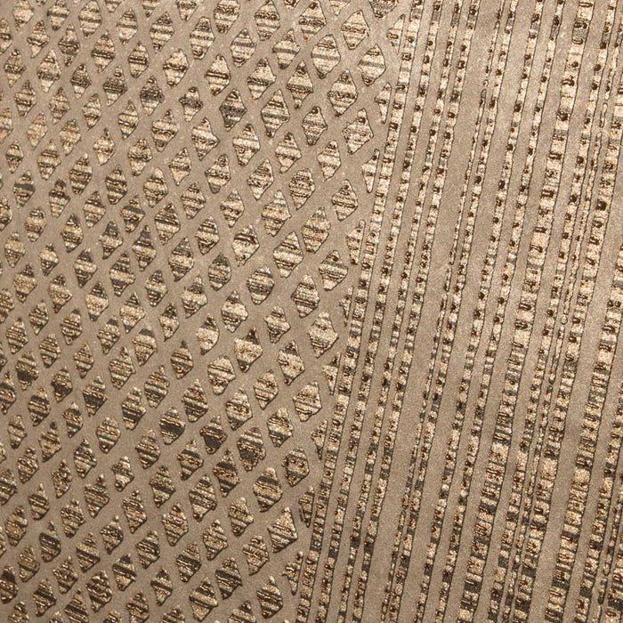 Dettaglio piastrella da rivestimento effetto Geometrico leggermente a rilievo opaco con riflessi lucidi della collezione Pietra di Luna di Paul & Co Ceramiche, formato 25x75, colore Galassie Sabbia