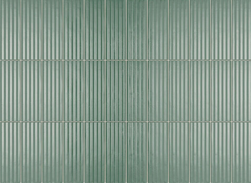 Dettaglio piastrelle in gres porcellanato effetto mattoncino rigato lucido della collezione Mini di self style by keradom, colore Green Stripes Glossy, formato piccolo rettangolare 5x15