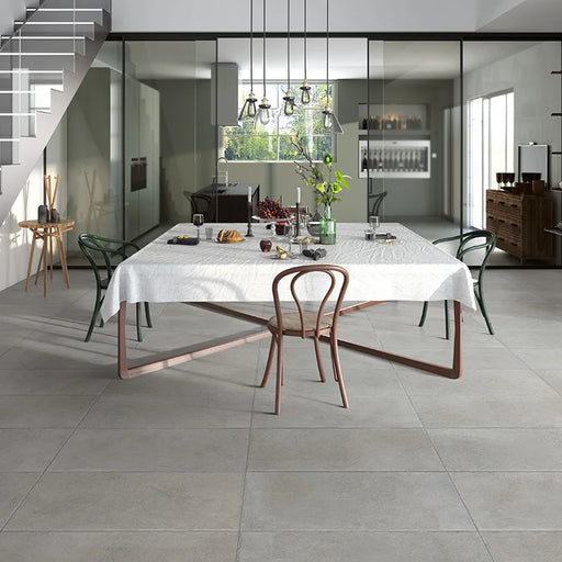 Dettaglio piastrella in gres porcellanato effetto pietra rustica della Collezione Proxi di Ceramica Settecento, colore Bianco 48x96