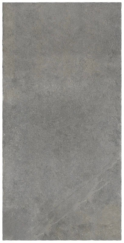 Dettaglio piastrella in gres porcellanato effetto pietra rustica della Collezione Proxi di Ceramica Settecento, colore Grigio 48x96