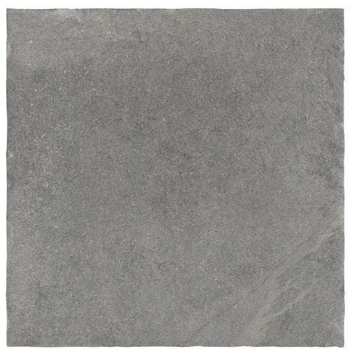 Dettaglio piastrella in gres porcellanato effetto pietra rustica della Collezione Proxi di Ceramica Settecento, colore Grigio 48x48