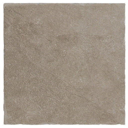 Dettaglio piastrella in gres porcellanato effetto pietra rustica della Collezione Proxi di Ceramica Settecento, colore Tortora 48x48