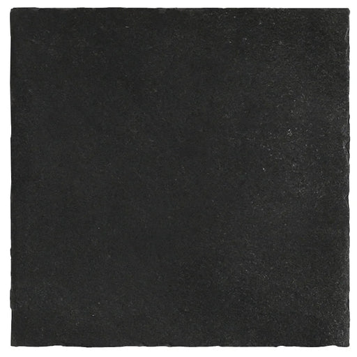 Dettaglio piastrella in gres porcellanato effetto pietra rustica della Collezione Proxi di Ceramica Settecento, colore Antracite 32x32