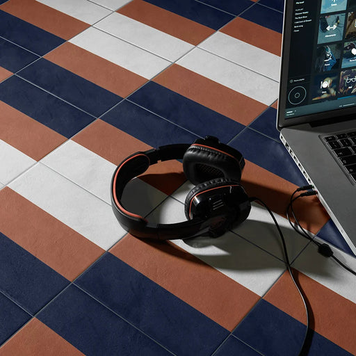 Piastrella gres Quadra Decoro 17 20.5x20.5 cm Eccentrico, effetto cementina opaco.