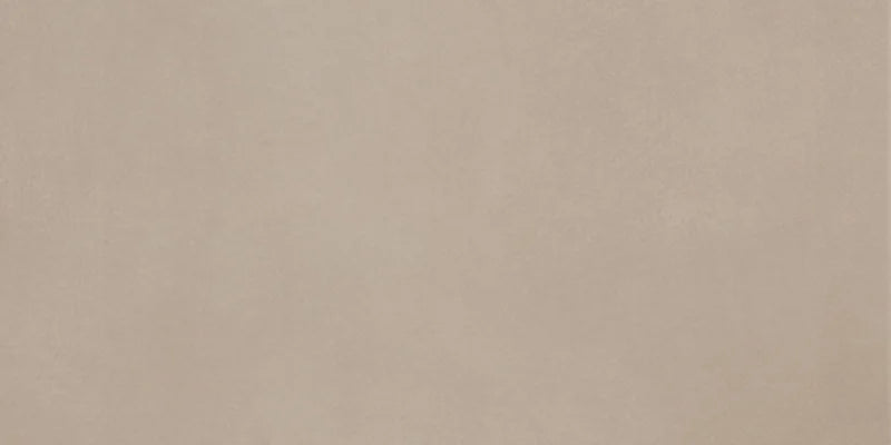 Dettaglio piastrella in gres porcellanato effetto cemento nuvolato della collezione R-Evolution di Casalgrande, formato 30x60 cm, colore Tortora