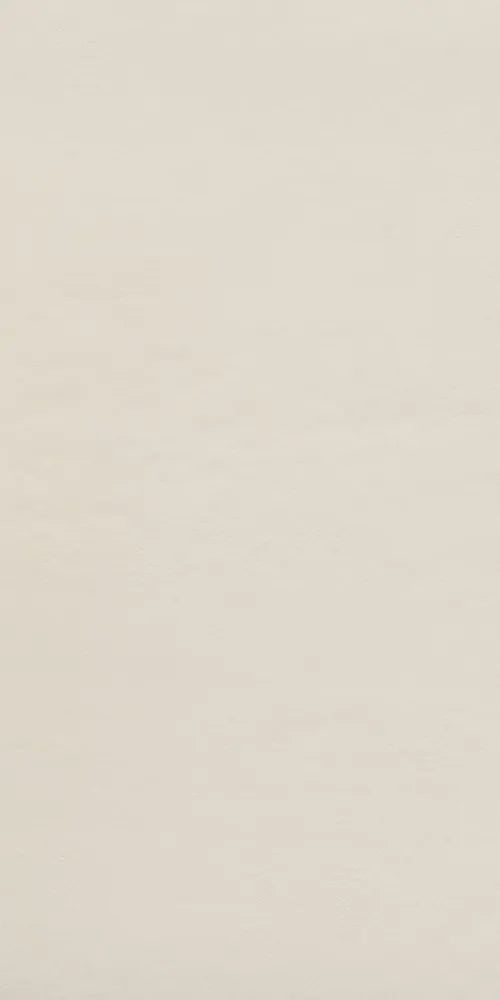 Dettaglio piastrella in gres orcellanato effetto cemento della collezione Riga di Settecento Ceramica, colore Clay45x90