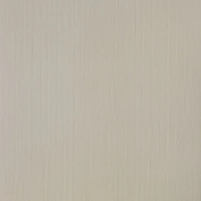 Dettaglio piastrella in gres porcellanato effetto cemento rigato a rilievo della collezione Riga di Settecento Ceramica, colore Dove 90x90