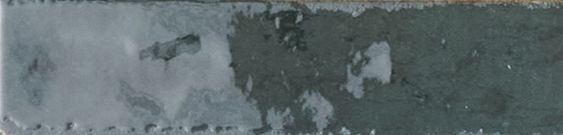 Dettaglio piastrella con rivestimento in gres porcellanato effetto mattoncino lucido 6x25 cm della collezione Soho, colore Emerald di Ceramica Rondine