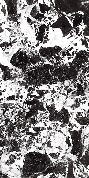 Piastrelle Supreme di 41zero42 in gres porcellanato effetto marmo bianco e nero 60x120 cm per pavimenti e rivestimenti moderni