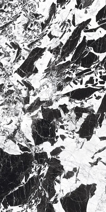 Piastrelle Supreme di 41zero42 in gres porcellanato effetto marmo bianco e nero 60x120 cm per pavimenti e rivestimenti moderni