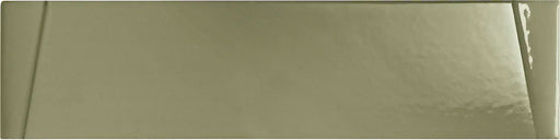 Dettaglio piastrella per rivestimento ceramico effetto mattoncino tridimensionale lucido 7,5x30 cm della collezione Skema, colore Bright Green di Ceramica Settecento