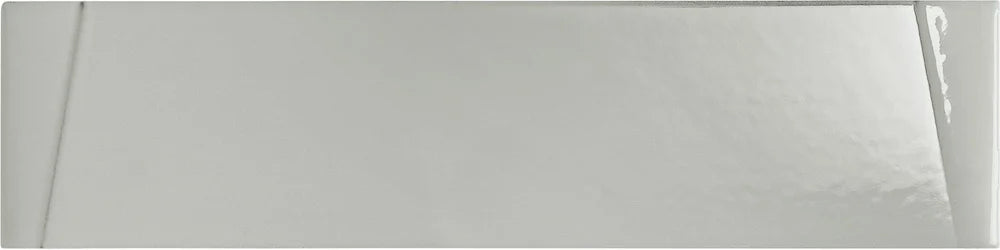 Dettaglio piastrella per rivestimento ceramico effetto mattoncino tridimensionale lucido 7,5x30 cm della collezione Skema, colore Bright Smoke di Ceramica Settecento