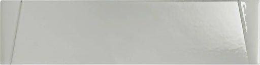 Dettaglio piastrella per rivestimento ceramico effetto mattoncino tridimensionale lucido 7,5x30 cm della collezione Skema, colore Bright Smoke di Ceramica Settecento