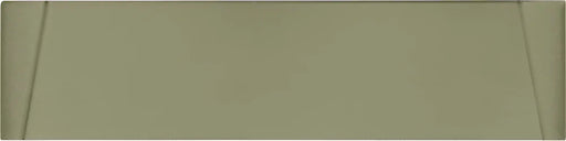 Dettaglio piastrella per rivestimento ceramico effetto mattoncino tridimensionale opaco 7,5x30 cm della collezione Skema, colore Matt Green di Ceramica Settecento