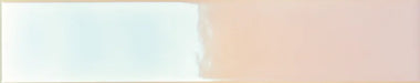Piastrella avorio lucida olografica in ceramica per rivestimenti interni formato 5x25 colore Cream Hologram della collezione Spectre di 41zero42