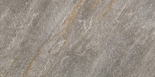 Dettaglio piastrella in gres porcellanato effetto pietra naturale quarzite della Collezione Stonequartz di Alfalux, formato 45x90 rettificato, colore Grigio