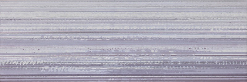 Dettaglio piastrella da rivestimento effetto rigato orizzontale lucido della collezione Studio di Paul & Co Ceramiche, formato 25x75, colore Arte Grigio