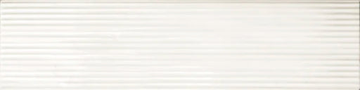 Dettaglio piastrella da rivestimento in formato mattoncino Lucido 7,5x30, rigato a rilievo, colore White, collezione Swing di ceramica Settecento